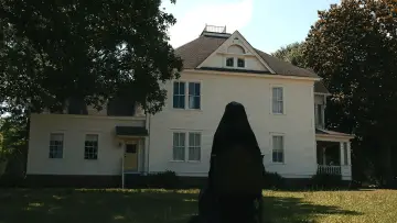 Zasłona do filmu "Kobieta w ogrodzie" #612747