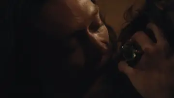 Zasłona do filmu "Dracula. Historia wiecznej miłości" #510086