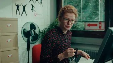 Zasłona do filmu "Ein Diktator beim Arbeitsamt" #367969
