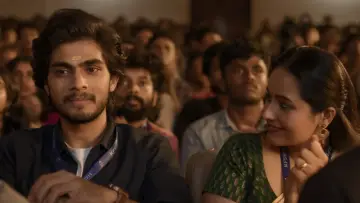 Zasłona do filmu "മോളിവുഡ് ടൈംസ്" #828689