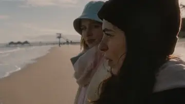 Zasłona do filmu "Vse, kar je narobe s tabo" #1210996