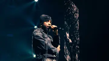 Zasłona do filmu "Josman en concert à l’Accor Arena" #1016549