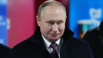 Zasłona do filmu "Putins Bären - Die gefährlichsten Hacker der Welt" #409678