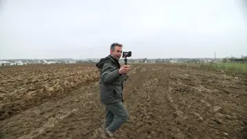 Zasłona do filmu "Les influenceurs sont dans le pré" #404117