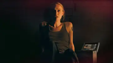 Zasłona do filmu "Złowroga obecność" #588291