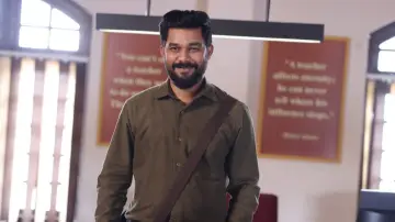 Zasłona do filmu "പടക്കളം" #935690