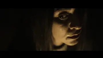 Zasłona do filmu "Μην ανοίγεις την πόρτα" #473616