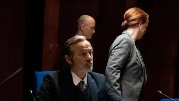 Zasłona do filmu "Am Abgrund" #409959