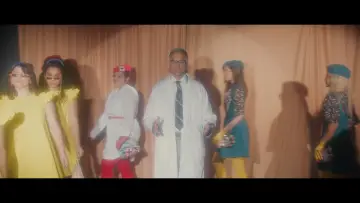 Zasłona do filmu "WATER" #1170070
