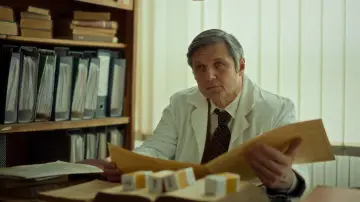 Zasłona do filmu "Ruski konzul" #409779