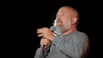 Zasłona do filmu "Kyle Kinane: Dirt Nap" #1049432