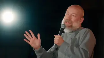 Zasłona do filmu "Kyle Kinane: Dirt Nap" #1049433