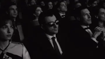 Zasłona do filmu "Nowa fala" #526928