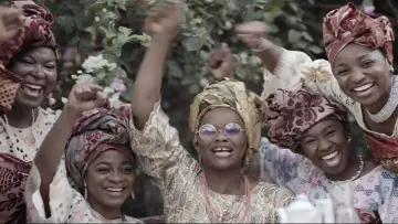 Zasłona do filmu "Funmilayo Ransome-Kuti" #416171