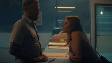Zasłona do filmu "Golden" #1175638