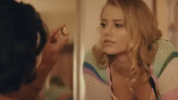 Zasłona do filmu "Golden" #1175645