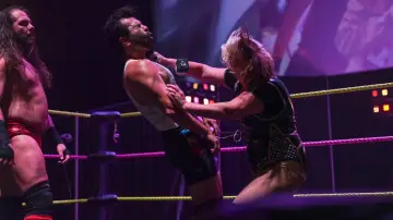 Zasłona do filmu "Making Kayfabe" #403730