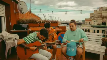 Zasłona do filmu "Stay Homas. La banda que no hauria d