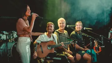 Zasłona do filmu "Stay Homas. La banda que no hauria d