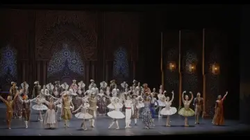 Zasłona do filmu "Ullate. La danza de la vida" #415615