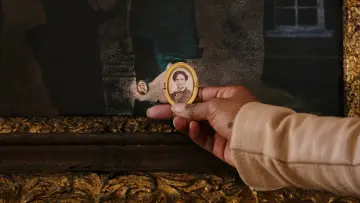Zasłona do filmu "Legend of the Lost Locket" #439643