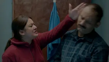 Zasłona do filmu "महाजात्रा" #416322