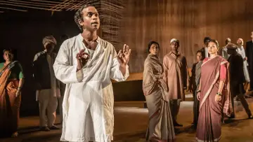 Zasłona do filmu "National Theatre Live: The Father and the Assassin" #416667