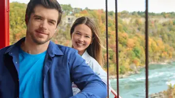 Zasłona do filmu "Falling in Love in Niagara" #434695