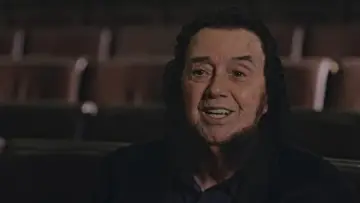 Zasłona do filmu "Γιάννης Σπανός: Πίσω απ