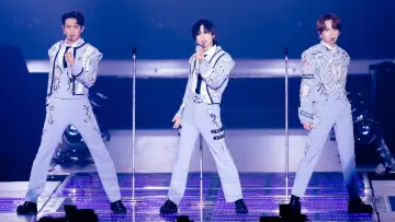 Zasłona do filmu "SHINee WORLD VI [PERFECT ILLUMINATION] JAPAN FINAL LIVE in TOKYO DOME" #1049204