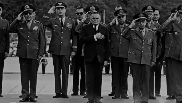 Zasłona do filmu "Castello, O Ditador" #427199