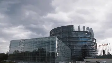 Zasłona do filmu "Gekaufte Politik? Europa in der Korruptionskrise" #431022