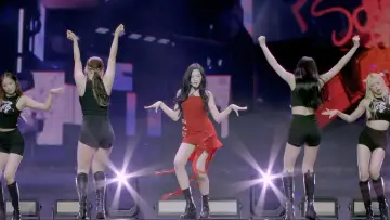Zasłona do filmu "에스파: 월드 투어 인 시네마" #473645