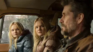 Zasłona do filmu "Isänpäivä" #768094