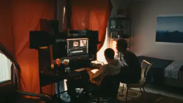 Zasłona do filmu "Lurker" #779594
