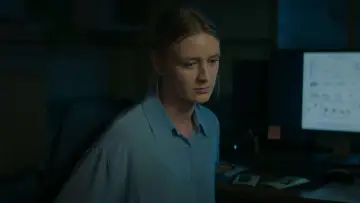 Zasłona do filmu "Nieobliczalna" #484253