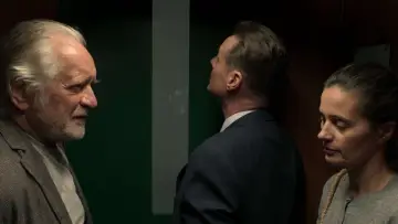 Zasłona do filmu "Nieobliczalna" #484262
