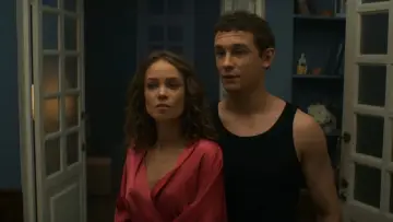 Zasłona do filmu "Любовь зла" #1175628