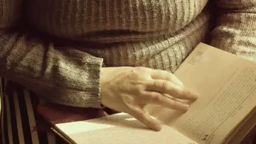 Zasłona do filmu "الأم والدب" #1086277