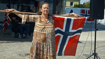 Zasłona do filmu "Norwegian Democrazy" #1112643