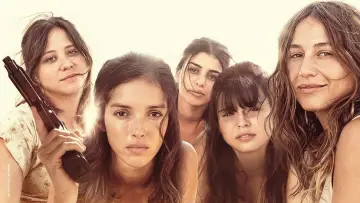 Zasłona do filmu "Le Gang des Amazones" #692436