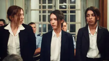Zasłona do filmu "Le Gang des Amazones" #692438