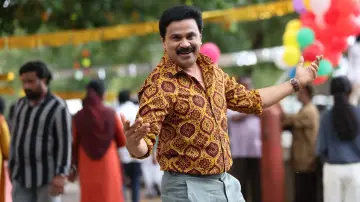 Zasłona do filmu "പ്രിൻസ് and Family" #1773605