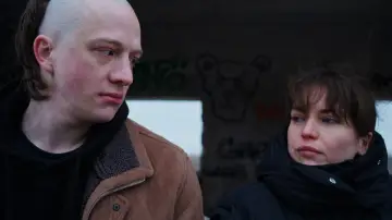 Zasłona do filmu "Mo Papa" #641645