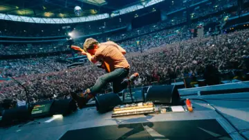 Zasłona do filmu "blur: Live at Wembley Stadium" #1525908