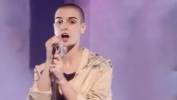 Zasłona do filmu "Sinéad O