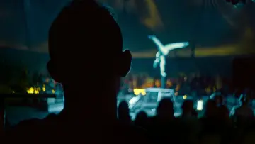 Zasłona do filmu "Pokiaľ ja žijem" #1096598