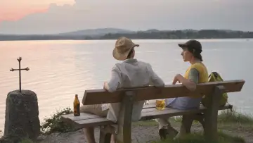 Zasłona do filmu "Reich und Schön" #1097950