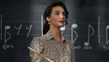 Zasłona do filmu "Bir Cumhuriyet Şarkısı" #738592
