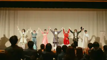 Zasłona do filmu "「仮面ライダーガッチャード」Ver. ロミオとジュリエット【完全版】" #457506